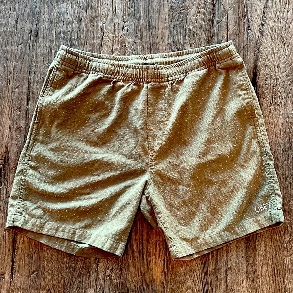 Obey shorts L